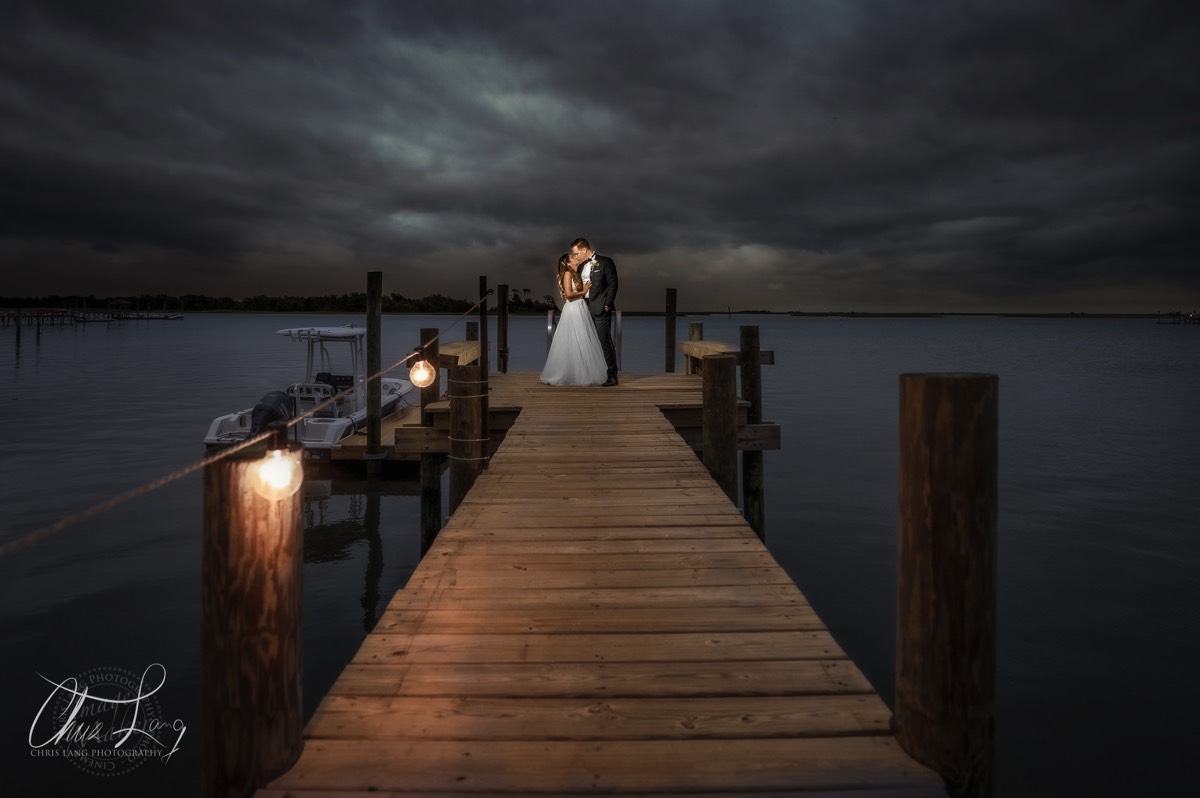 Signature wedding  portrait - wilmington nc wedding photographers - creative wedding photo - signature portrats - wedding ideas - bride - groom - wedding dress - chris lang photography